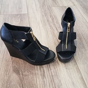 Charles David "Paul" Zipper Black Wedge